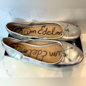 Sam Edelman Silver Felicia Flats size 10.5